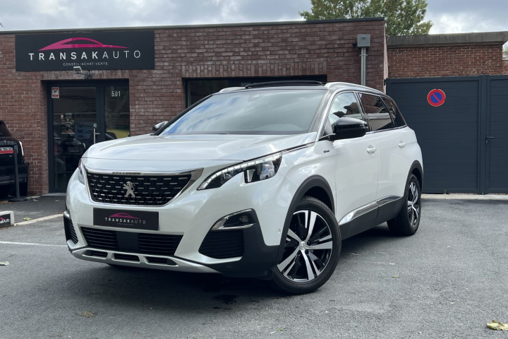 PEUGEOT 5008