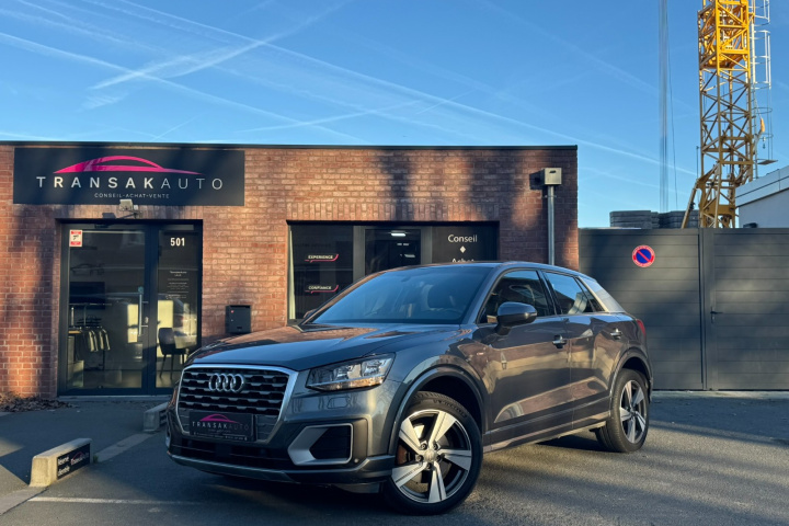 AUDI Q2