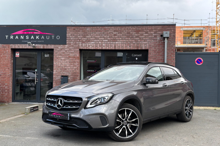 MERCEDES GLA